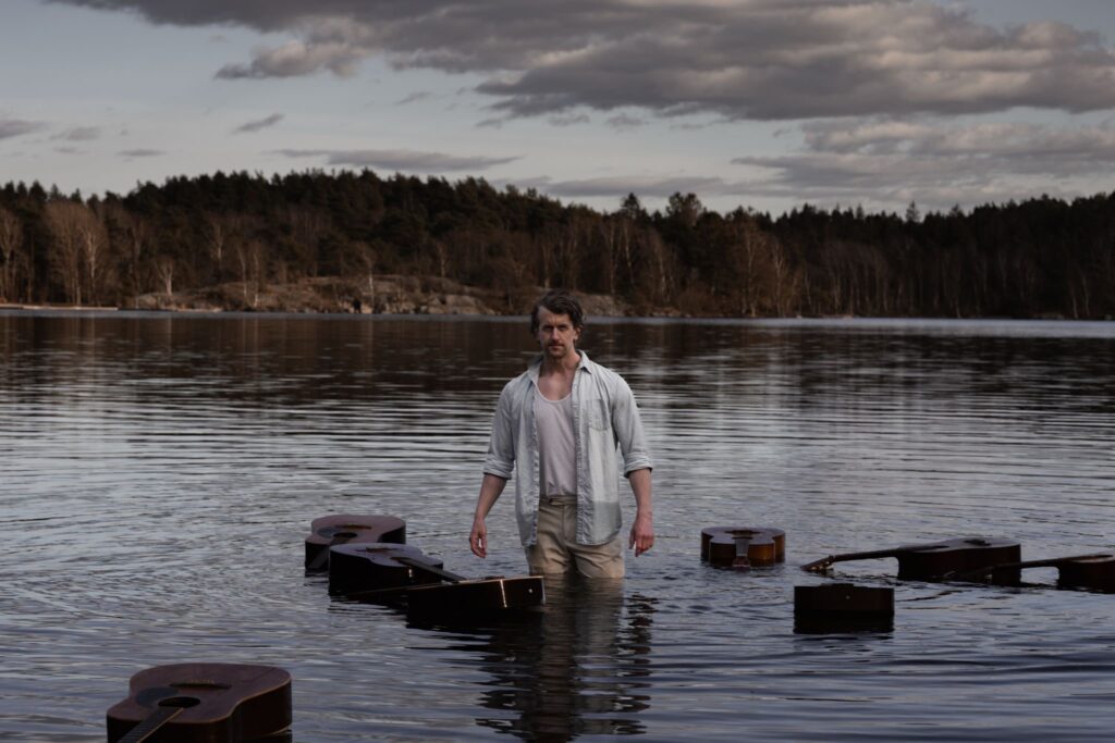 MARTIN LÖNEGREN, sing-songwriter på debutalbumsturné